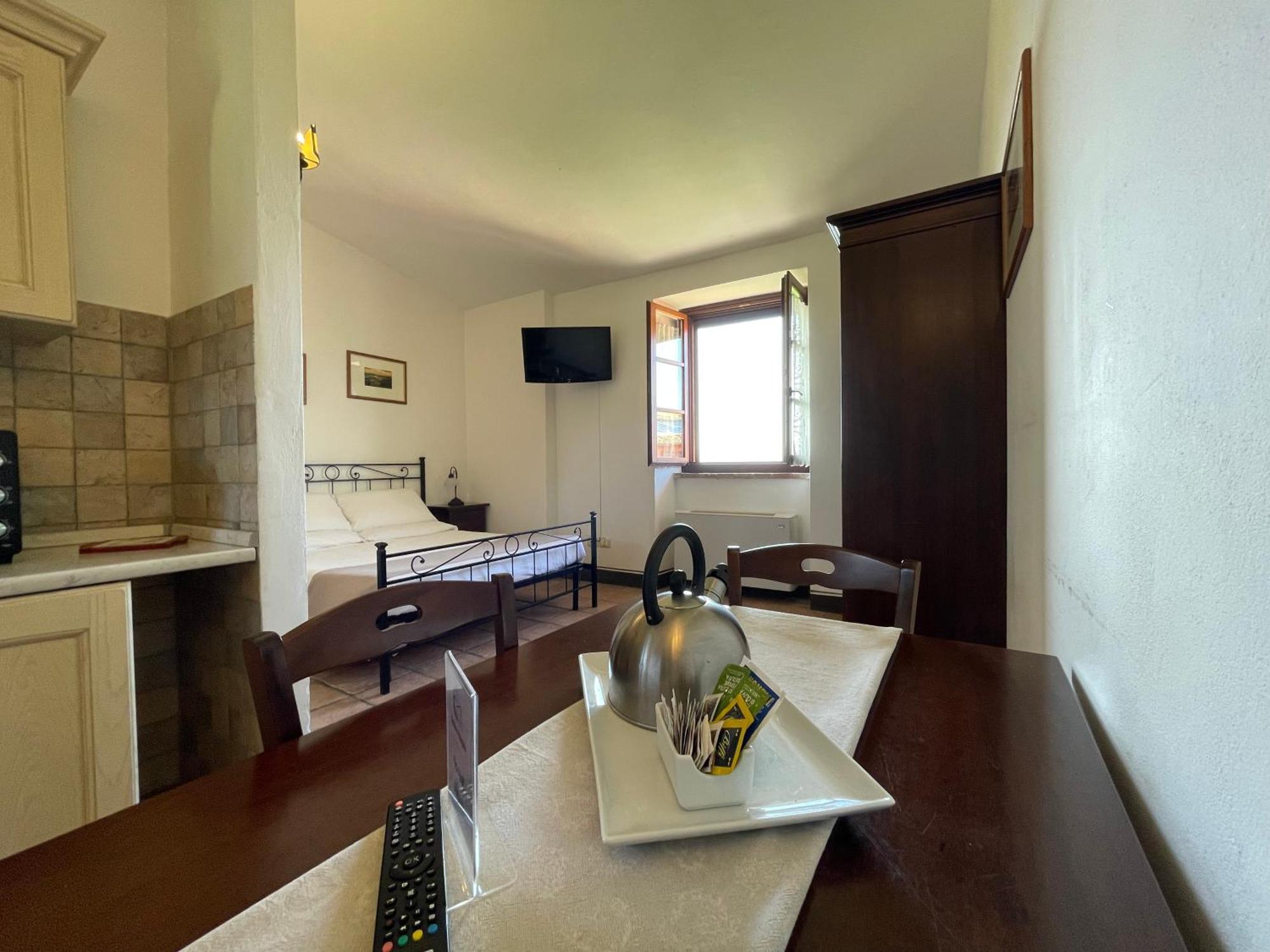 Residence Maria Giulia Корчано Екстериор снимка